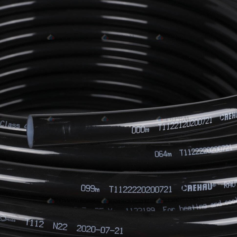 REHAU RAUTITAN black труба отопительная PEX 25x3,5 мм