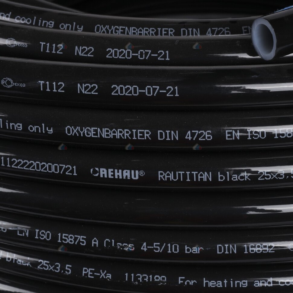 REHAU RAUTITAN black труба отопительная PEX 25x3,5 мм
